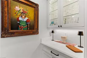 207 Hillcrest Dr, High Point, NC 27626 - Photo 12