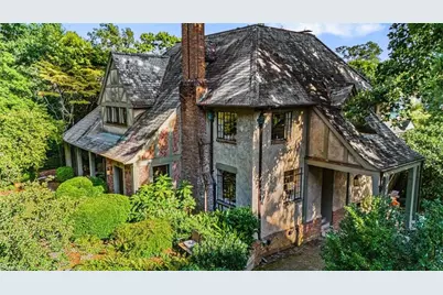 207 Hillcrest Drive, High Point, NC 27262 - Photo 2