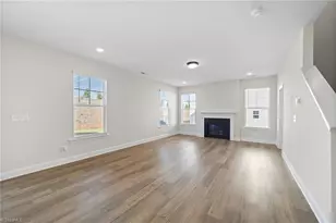 2389 Robbins Perch W Ct, Kernersville, NC 27284 - Photo 6