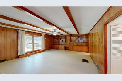 300 Hillside Drive, Lexington, NC 27295 - Photo 6