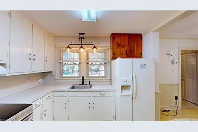 300 Hillside Drive, Lexington, NC 27295 - Photo 18