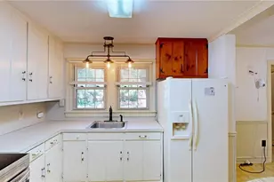 300 Hillside Dr, Lexington, NC 27295 - Photo 18