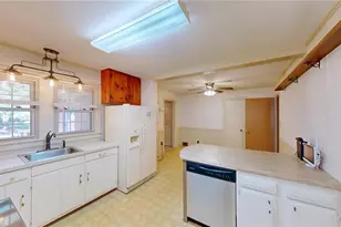 300 Hillside Dr, Lexington, NC 27295 - Photo 20