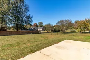 3806 SE School Rd, Greensboro, NC 27406 - Photo 34