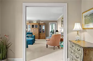 104 Knollwood Dr, Greensboro, NC 27403 - Photo 4