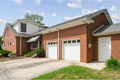 104 Knollwood Drive, Greensboro, NC 27403 - Photo 32