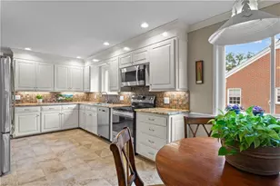 104 Knollwood Dr, Greensboro, NC 27403 - Photo 12