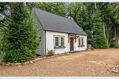 706 Elk Spur Street, Elkin, NC 28621 - Photo 2