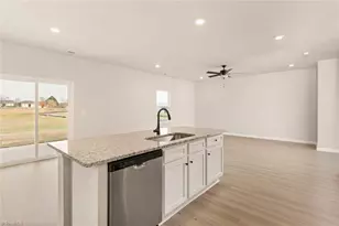 124 Tail Star Ct, King, NC 27021 - Photo 4