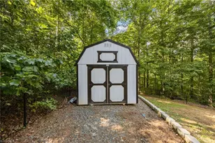 3902 Chucks Ct, Burlington, NC 27215 - Photo 28