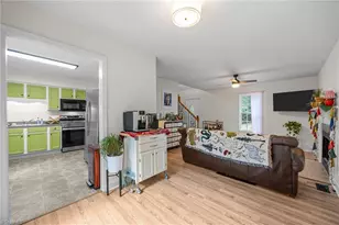 3902 Chucks Ct, Burlington, NC 27215 - Photo 8