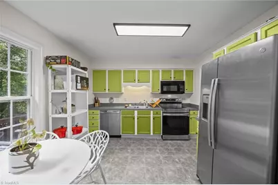 3902 Chucks Court, Burlington, NC 27215 - Photo 2