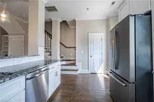 825 Poplar Street S, Winston-Salem, NC 27101 - Photo 16