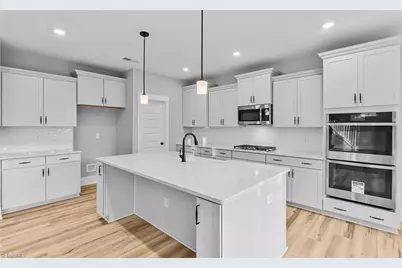 4514 Hanes Lake Drive, Winston-Salem, NC 27106 - Photo 12