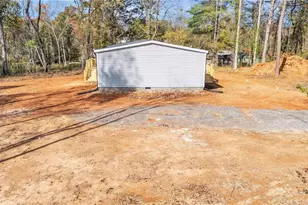 333 Johnson Rd, North Wilkesboro, NC 28659 - Photo 8