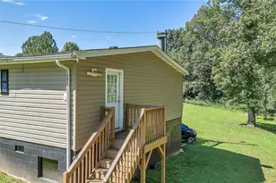 267 Up Hill Ln, Boomer, NC 28606 - Photo 10