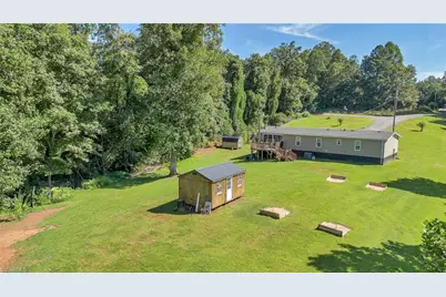 267 Uphill Lane, Boomer, NC 28606 - Photo 4