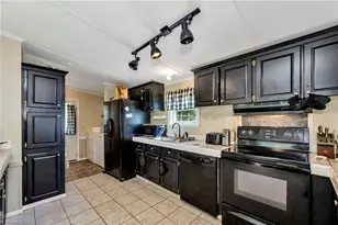 267 Up Hill Ln, Boomer, NC 28606 - Photo 20