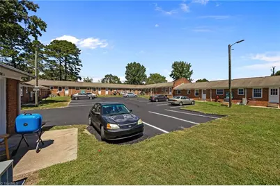 2501 Vanstory Street, Greensboro, NC 27407 - Photo 24