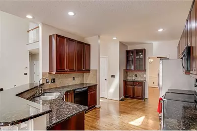 2170 Glen Cove Way, High Point, NC 27265 - Photo 8