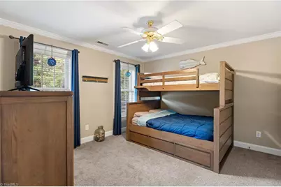 8905 Seacrest Drive, Kernersville, NC 27284 - Photo 24