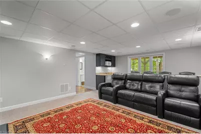 8905 Seacrest Drive, Kernersville, NC 27284 - Photo 38