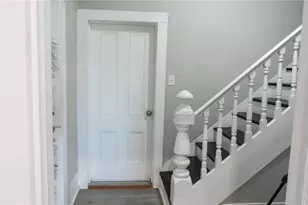 927 Apple St, Winston-Salem, NC 27101 - Photo 6