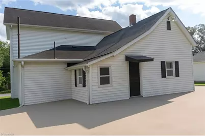 927 Apple Street, Winston-Salem, NC 27101 - Photo 4