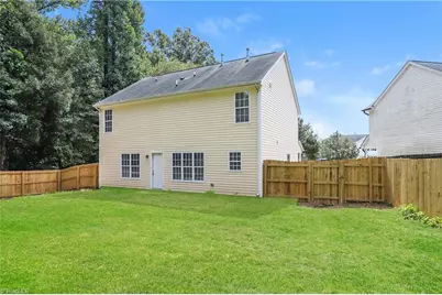 9 Foust Court, Greensboro, NC 27405 - Photo 14