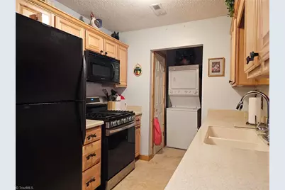 582 Deer Crossing Lane, Lenoir, NC 28645 - Photo 24