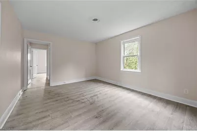 105 N Franklin Street, Reidsville, NC 27320 - Photo 4