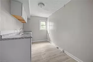 105 N Franklin St, Reidsville, NC 27320 - Photo 36