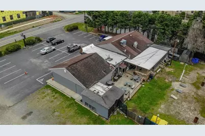 932 Kirkpatrick Road, Burlington, NC 27215 - Photo 36