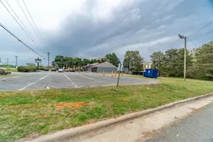 932 Kirkpatrick Rd, Burlington, NC 27215 - Photo 4