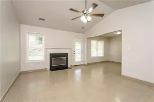 5603 Green Apple Dr, Greensboro, NC 27405 - Photo 4