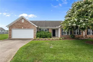 2002 Guinness Dr, Graham, NC 27253 - Photo 38