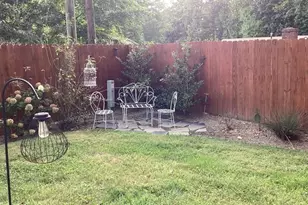 411 W Montcastle Dr, Greensboro, NC 27406 - Photo 24