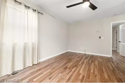 800 Arlington Street #D, Greensboro, NC 27260 - Photo 8