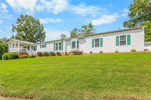 2712 Sloan's Mill Rd, Hamptonville, NC 27020 - Photo 2