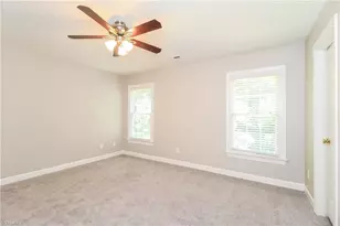 1517 Covered Wagon Rd, Greensboro, NC 27301 - Photo 8