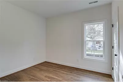 316 W Lee Avenue, Yadkinville, NC 27055 - Photo 26