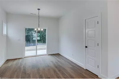 316 W Lee Avenue, Yadkinville, NC 27055 - Photo 14