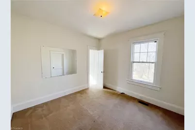 1104 Gregory Street, Greensboro, NC 27403 - Photo 8