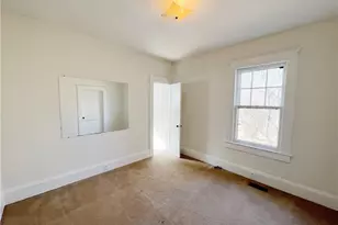 1104 Gregory St, Greensboro, NC 27403 - Photo 8