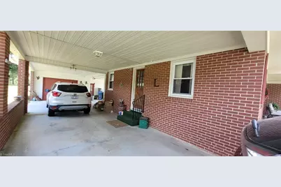 128 Fishel Road, Winston-Salem, NC 27107 - Photo 4