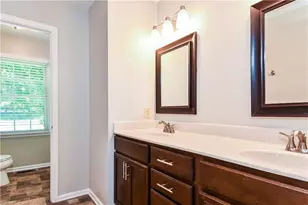 6313 Bonnybrook Ct, Greensboro, NC 27410 - Photo 10