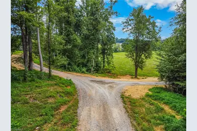 911 Tuttle Road, Rural Hall, NC 27045 - Photo 2