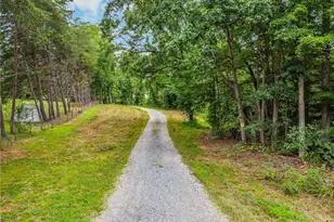 911 Tuttle Rd, Rural Hall, NC 27045 - Photo 1