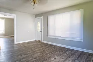 401 N 3rd Ave, Mayodan, NC 27027 - Photo 4