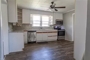 401 N 3rd Ave, Mayodan, NC 27027 - Photo 6